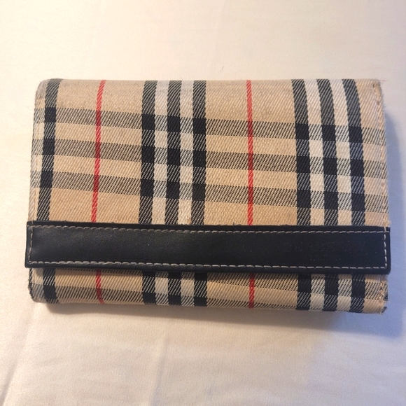 Burberry Wallet - Picture 1 of 6